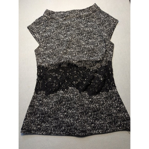 New York & Company Tops - Y2K New York & Company Black White Textured Lace Waist Cap Sleeve Blouse XS